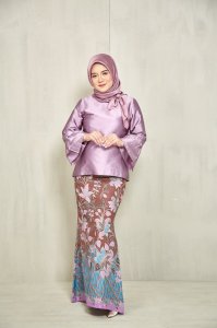 Saloma Mother & Daughter