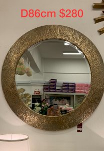 Rustic round mirror 