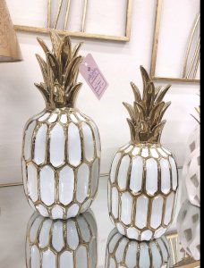 Auspicious pineapple set of 2
